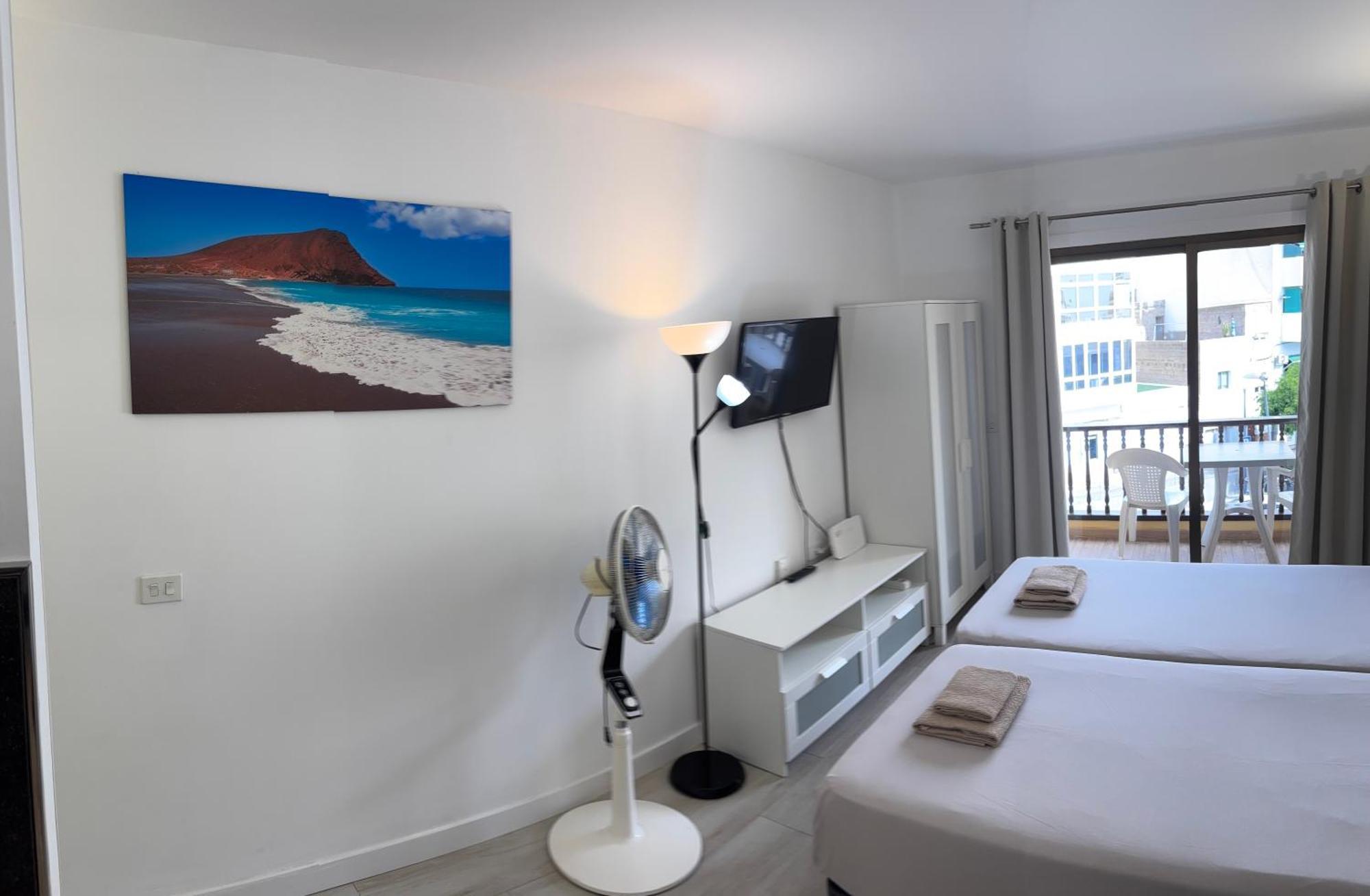 Cozy Studio in Los Cristianos Beach FREE WIFI Arona  Zewnętrze zdjęcie