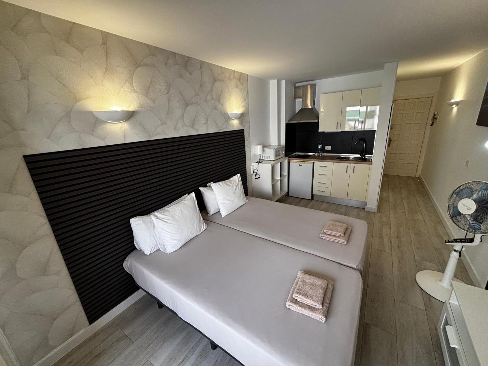Cozy Studio in Los Cristianos Beach FREE WIFI Arona  Zewnętrze zdjęcie