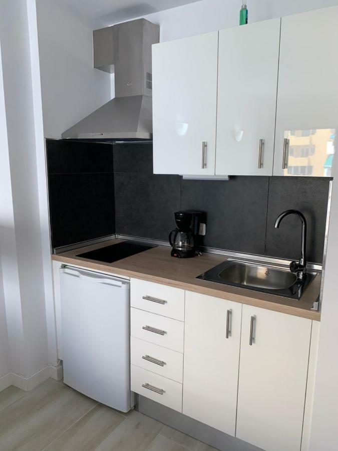 Cozy Studio in Los Cristianos Beach FREE WIFI Arona  Zewnętrze zdjęcie