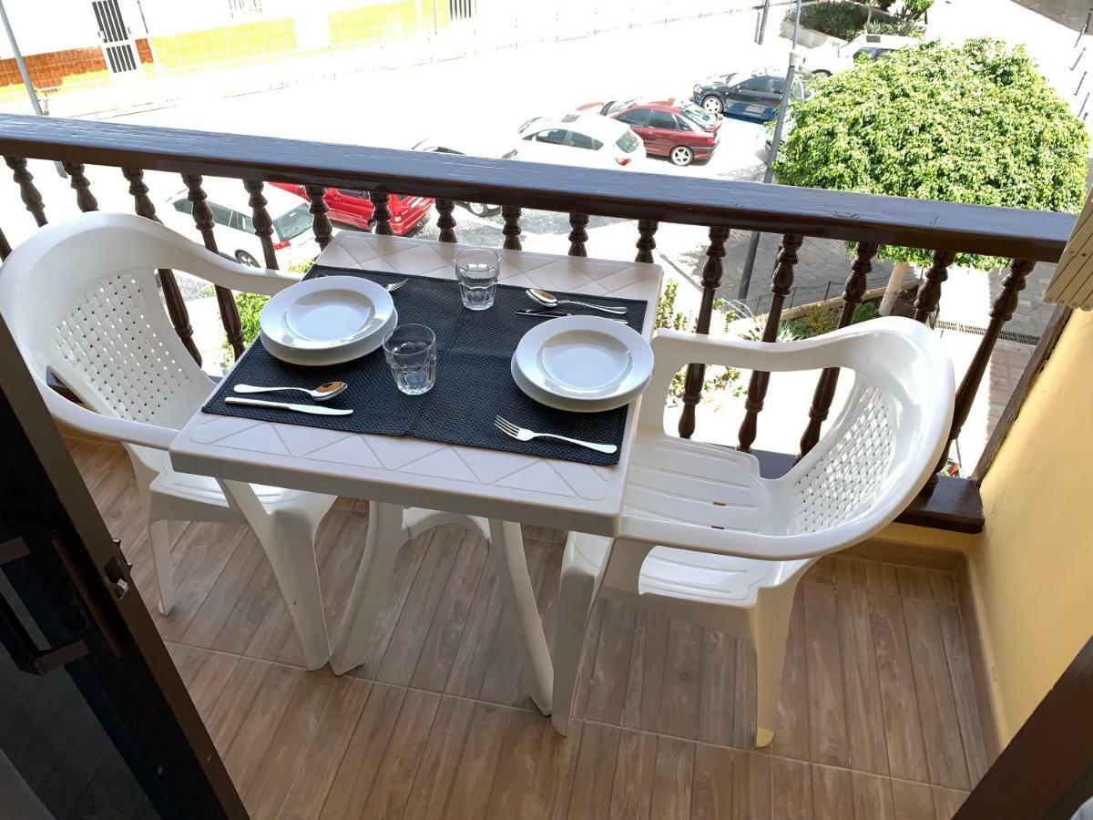 Cozy Studio in Los Cristianos Beach FREE WIFI Arona  Zewnętrze zdjęcie